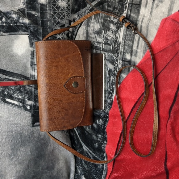 Frye Bags Frye Melissa Crossbodywallet Poshmark